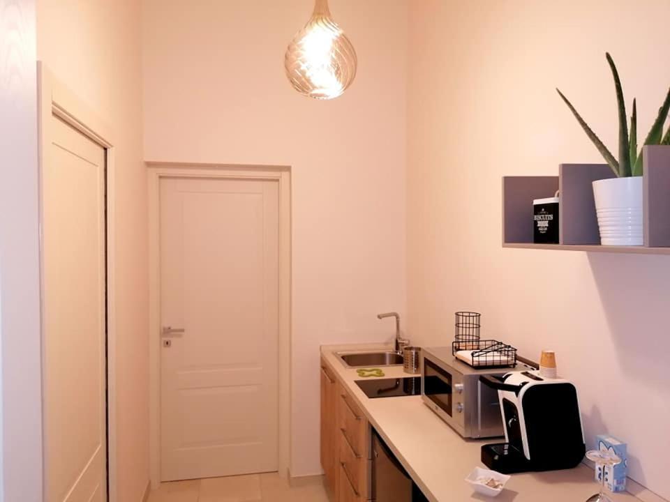 Lux Suite Taranto Exterior photo