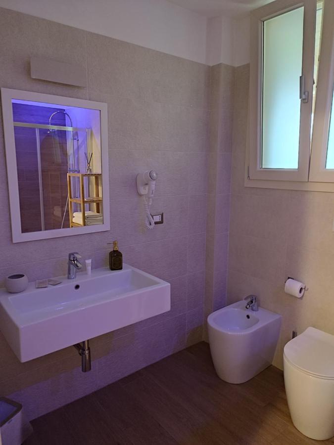 Lux Suite Taranto Exterior photo